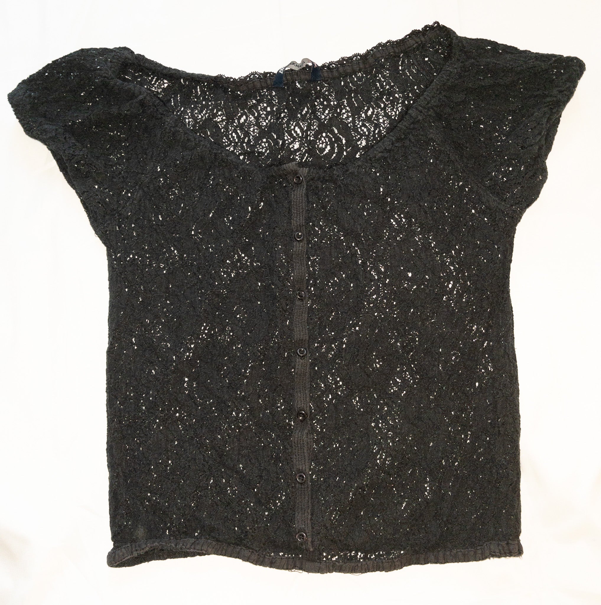 Polera encaje negro marca Bluenotes talla M