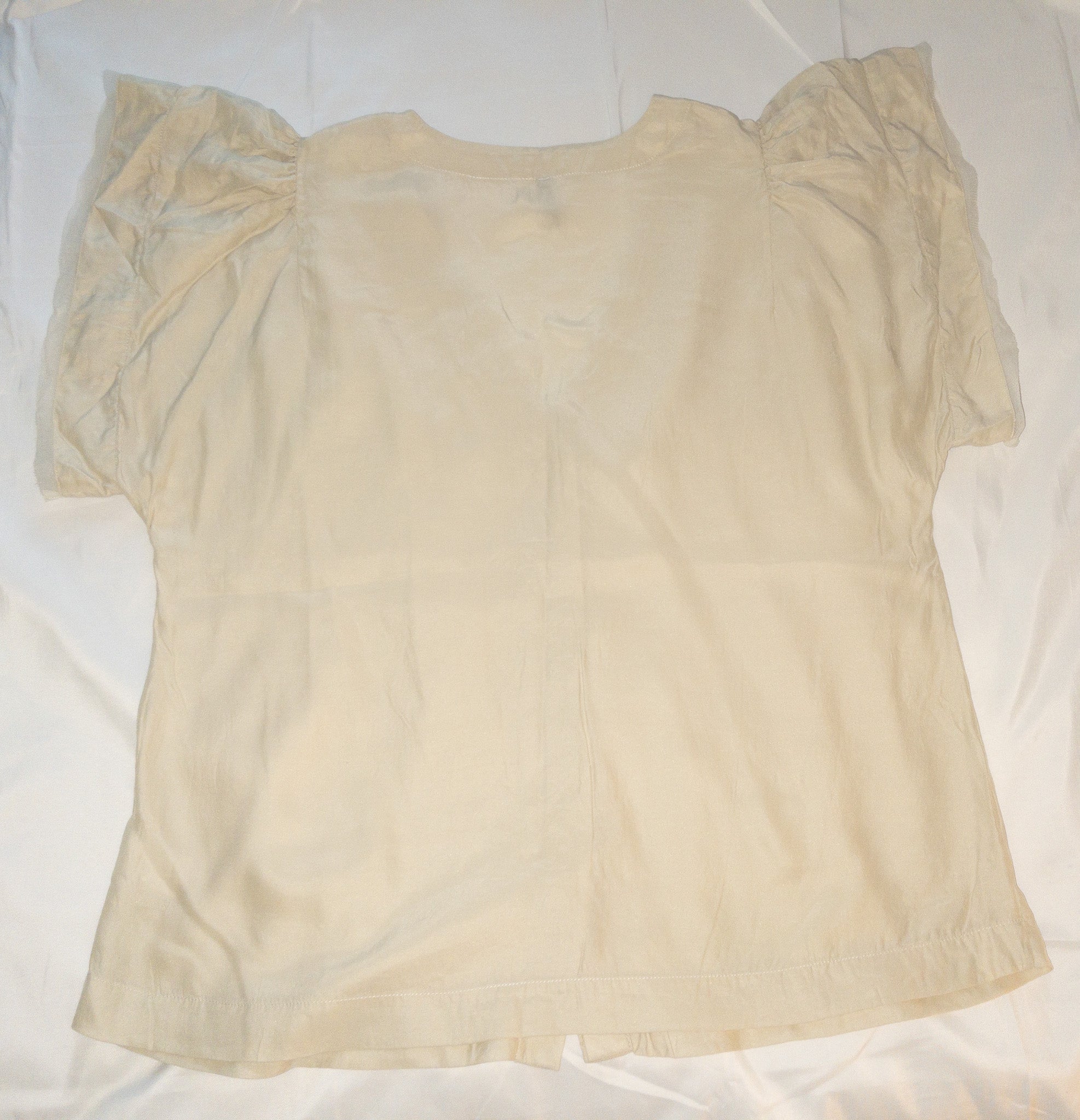 Blusa beige marca 7 for all mankind talla S