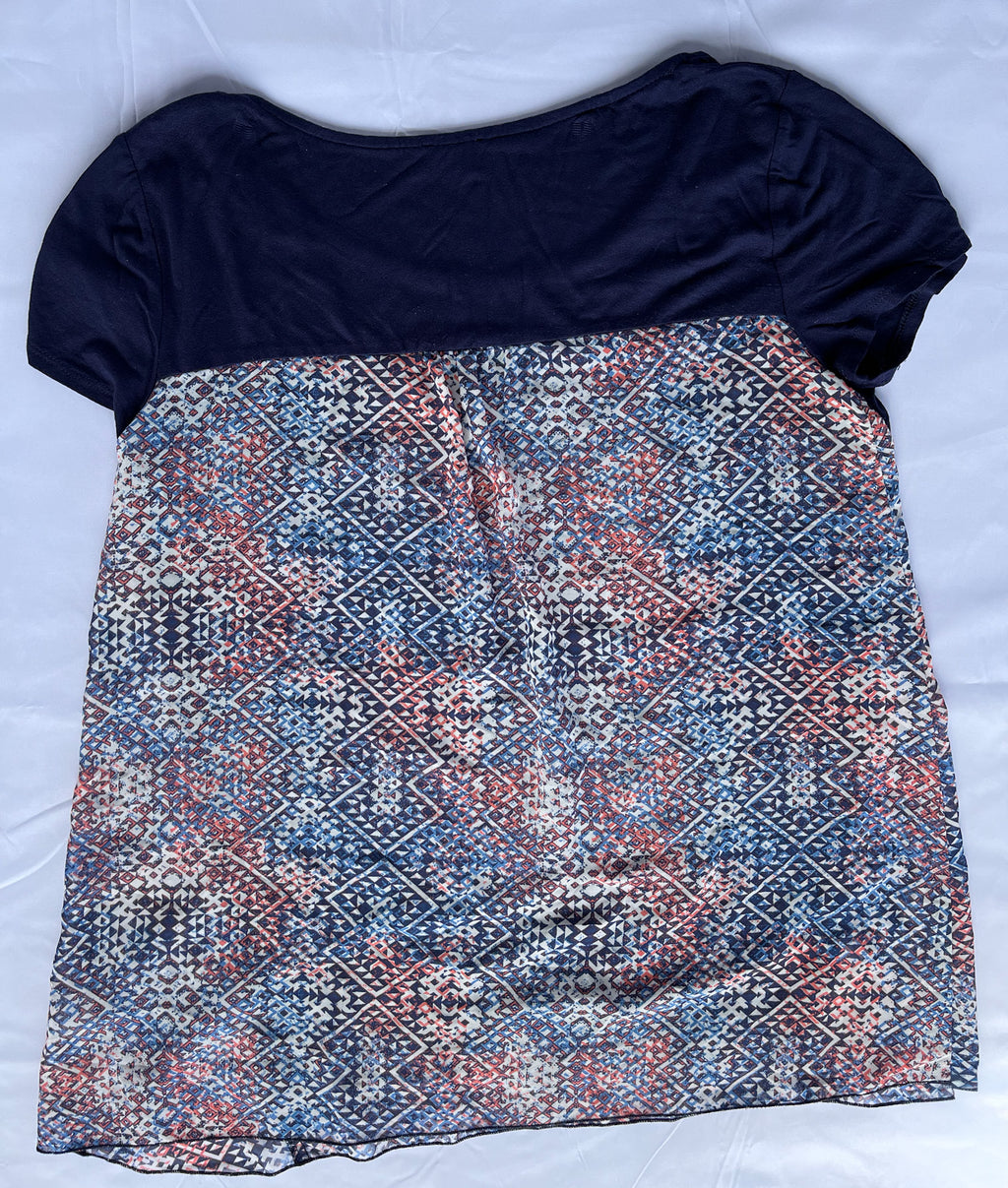 Polera estampada marca Thyme talla M