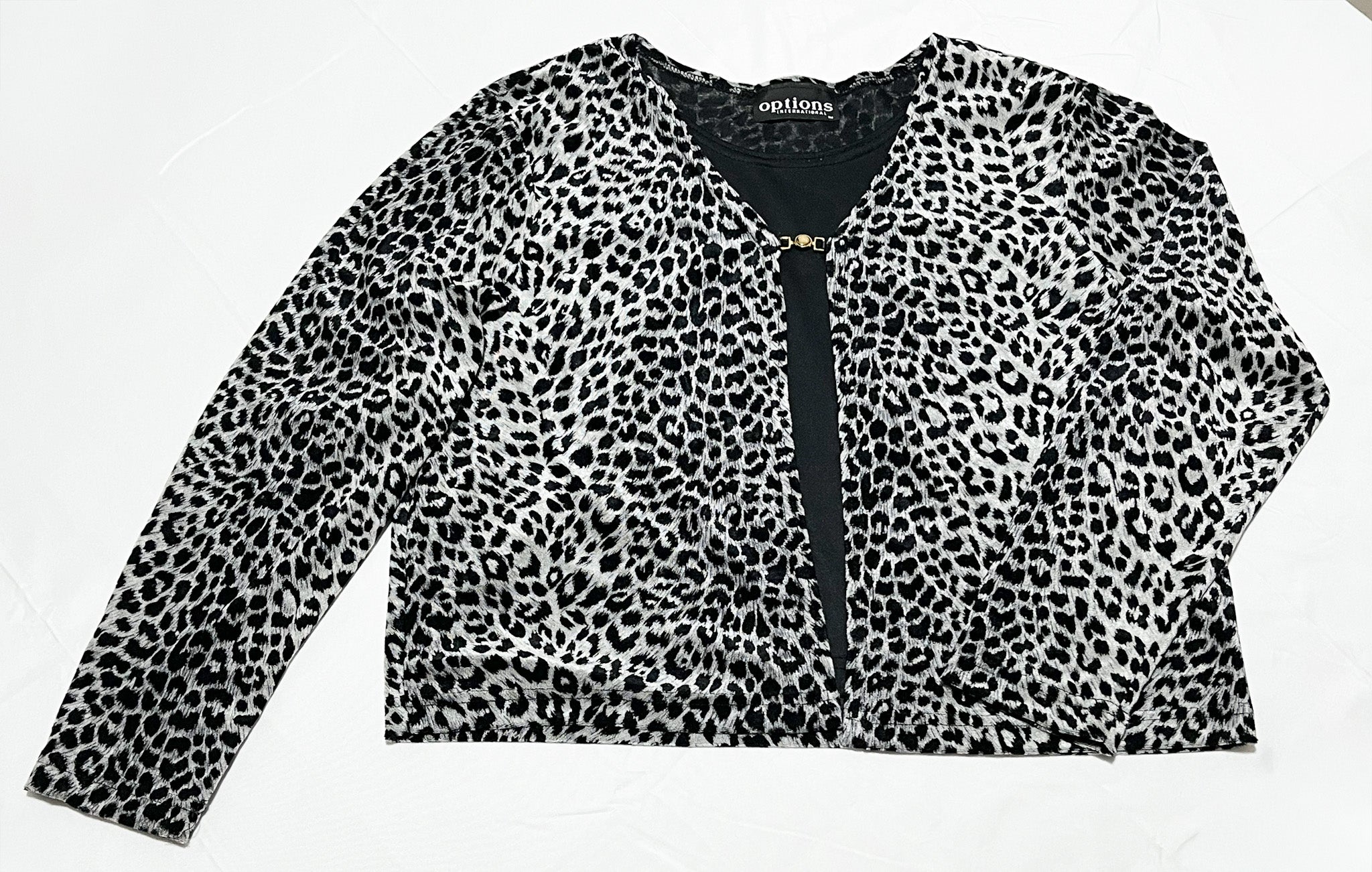 Polera estampada animal print manga larga marca Options