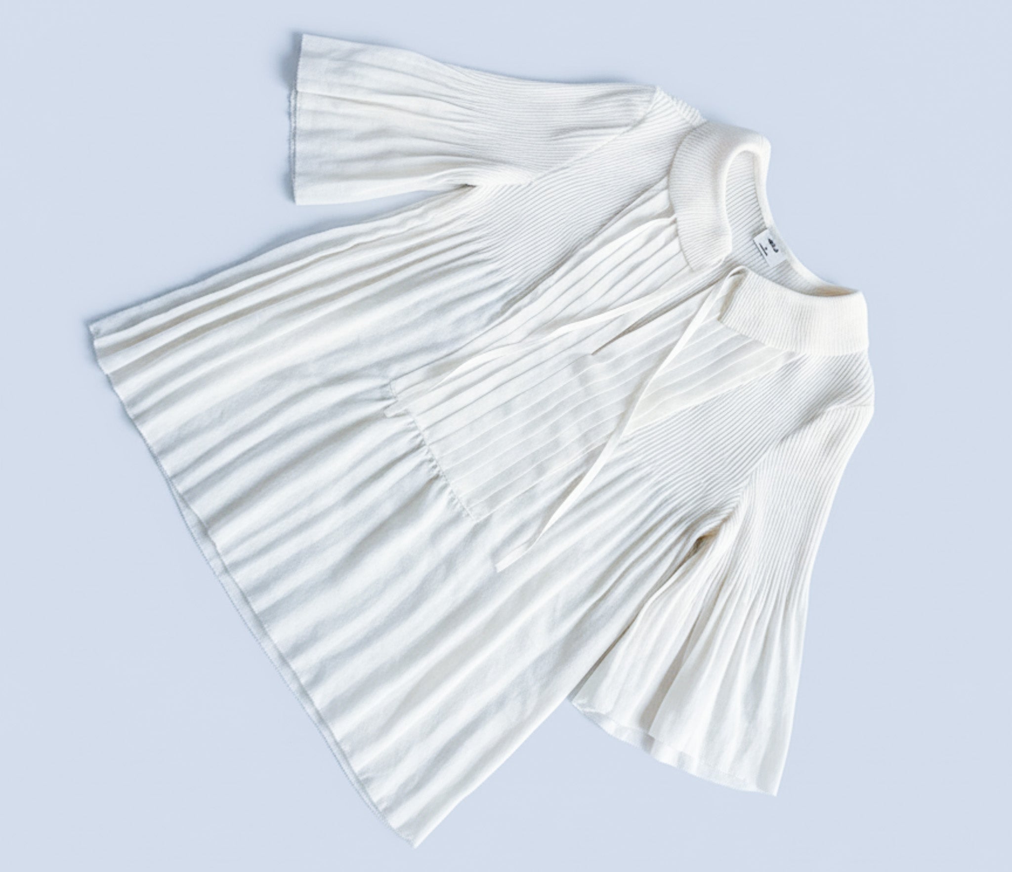 Blusa blanca manga 3/4 marca Wilfred talla XS/S