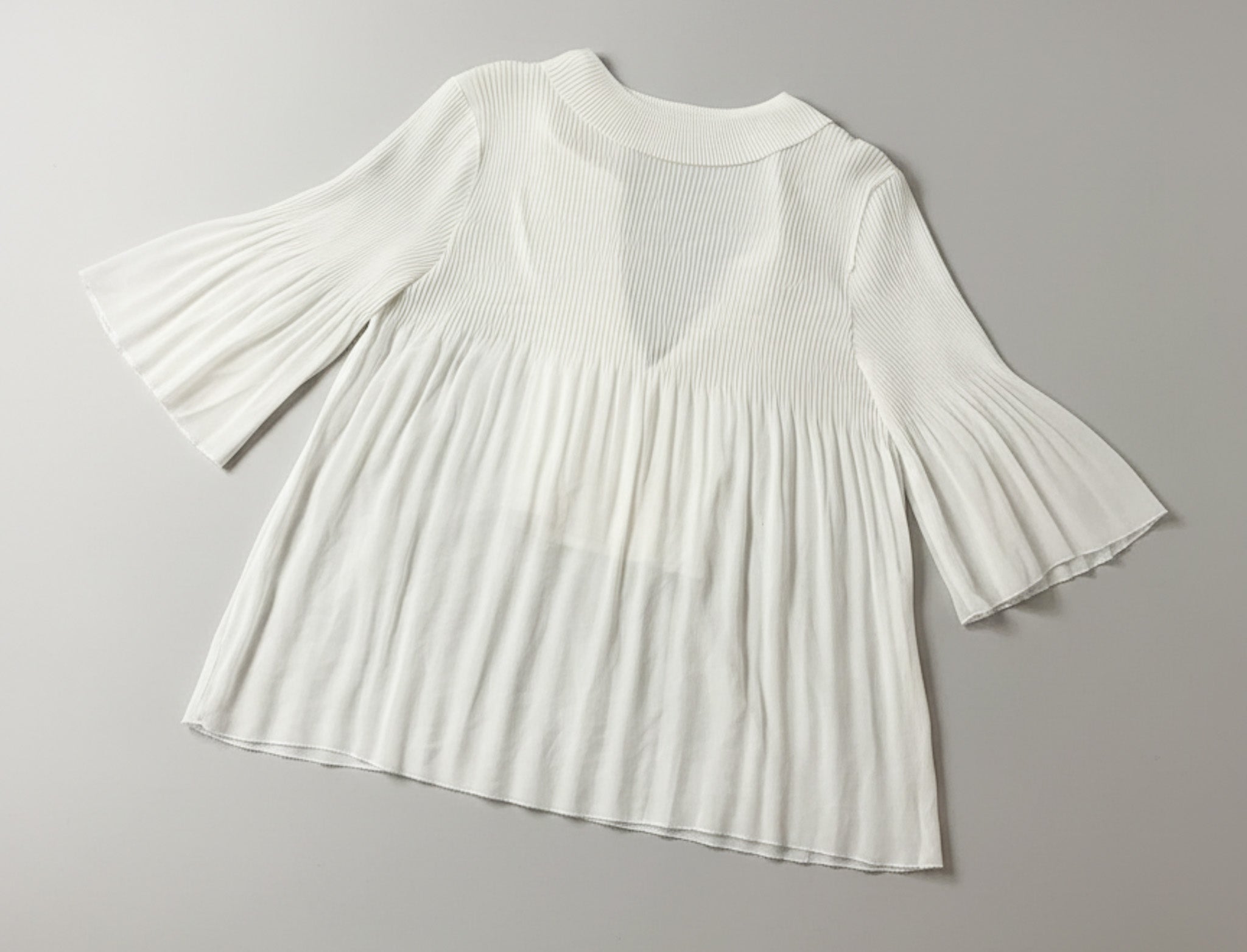 Blusa blanca manga 3/4 marca Wilfred talla XS/S