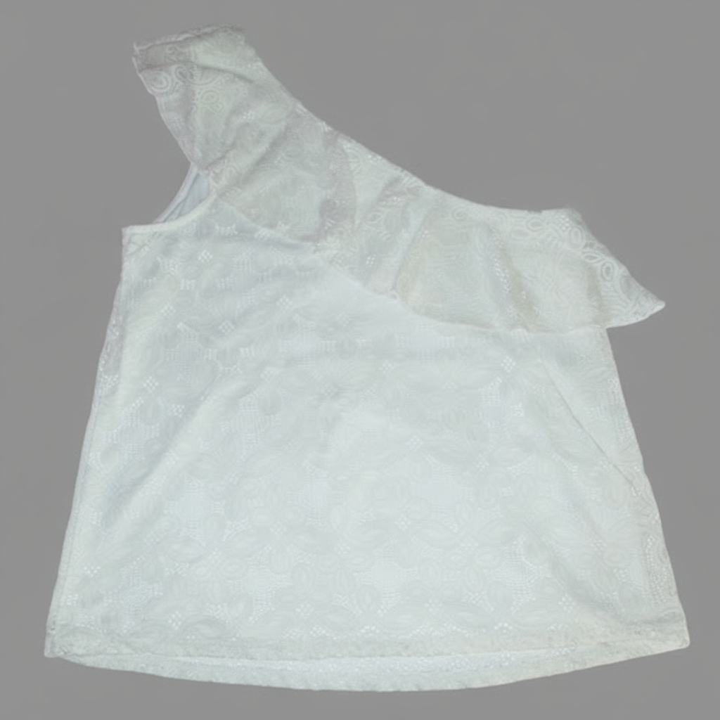 Polera blanca con encaje marca Fourteenth place talla M