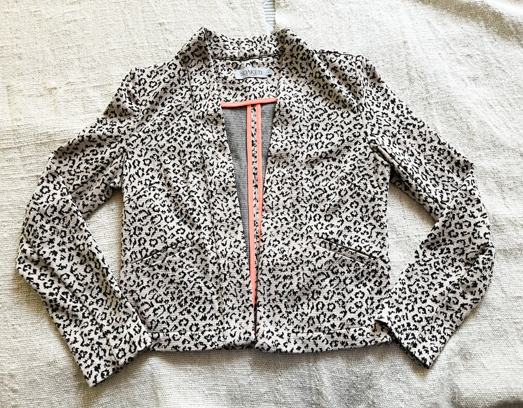 Suéter animal print marca Soaked talla S